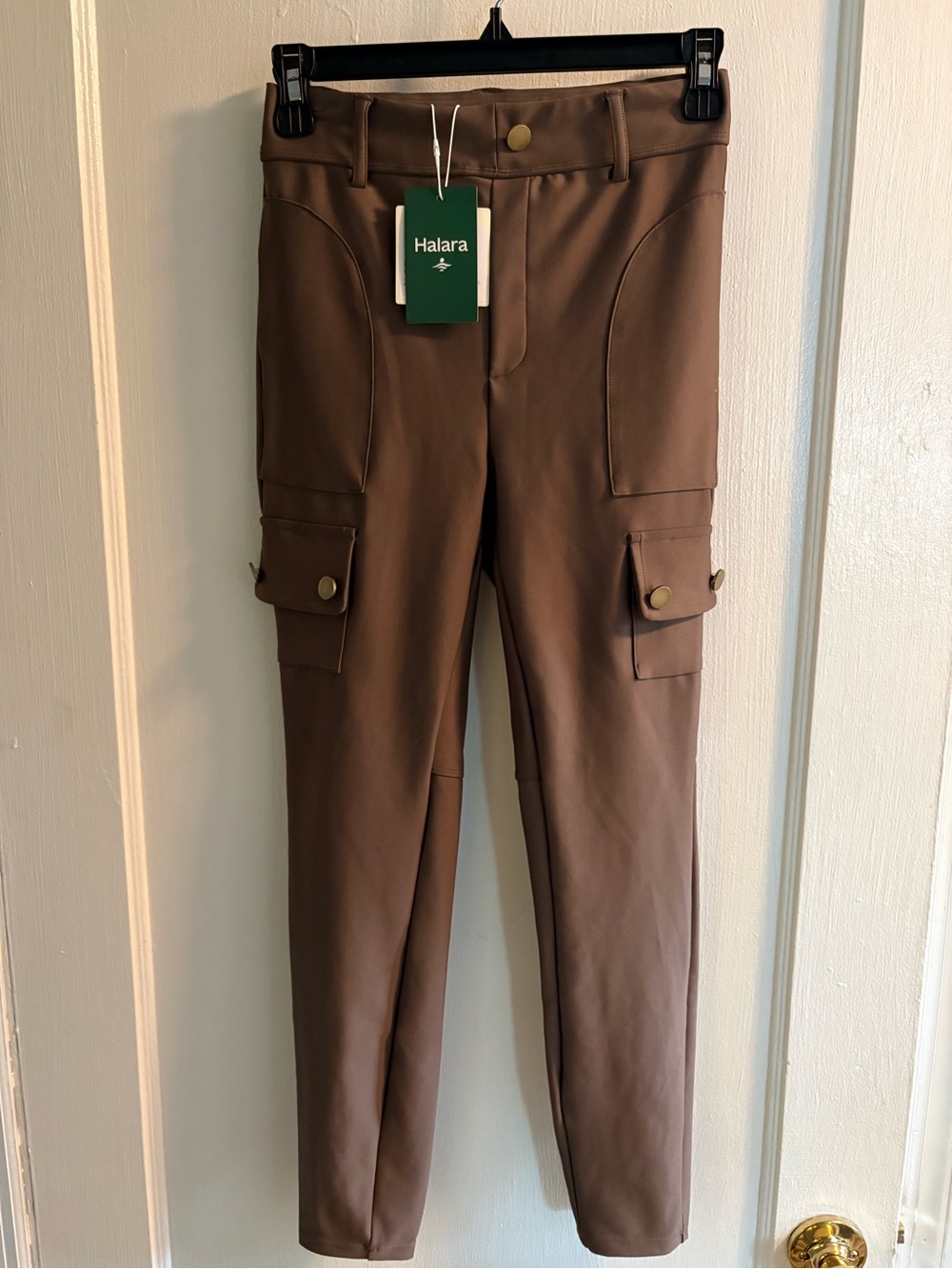 HALARA Chocolate Brown Cargo Ponte Skinny Pants